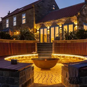 Sandfield House Whitby